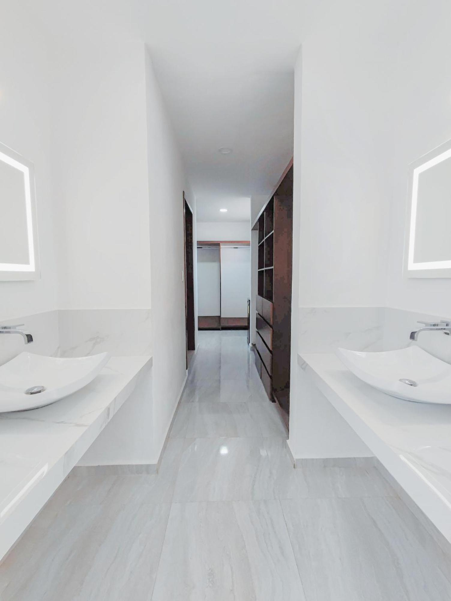 Villa Moderna Con Alberca, Gimnasio Y Cochera メリダ エクステリア 写真